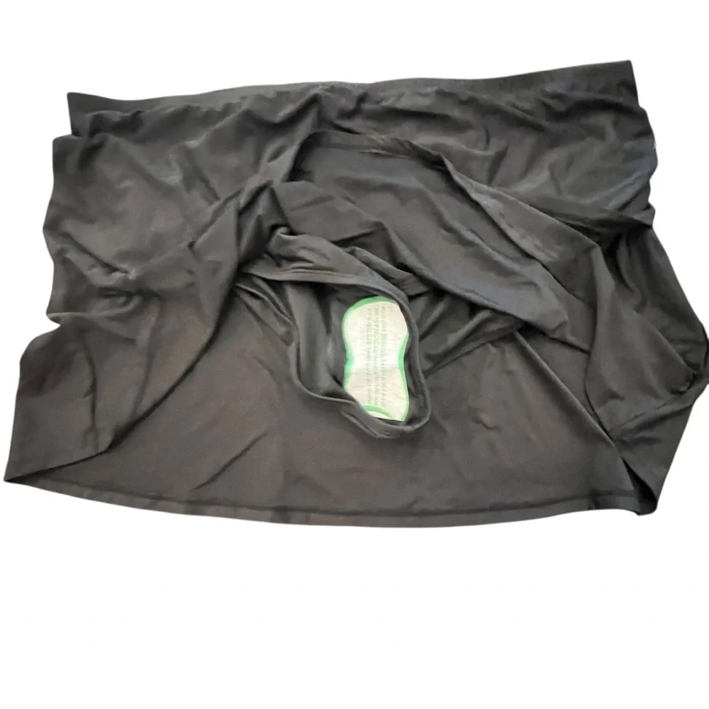 New Women's Size 2X Freshwater Swim Bottoms /‎ Skort Cross Skirt Front Black